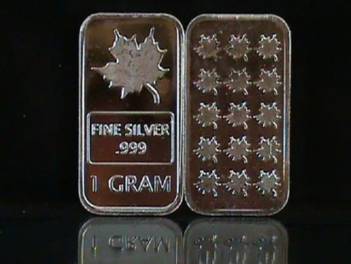 1 Gram .999 Fine Pure Solid Silver Bar / Maple Leaf